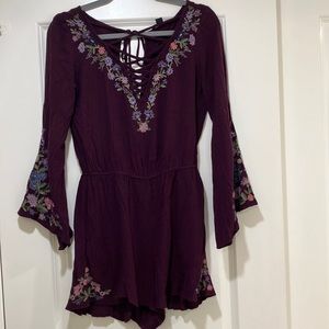 American Eagle Outfitters Burgundy Embroidered Floral‎ Romper Sz S- EUC